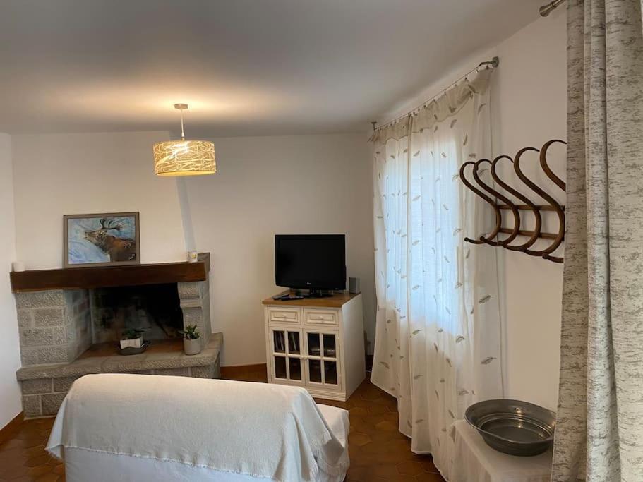 Logement Au Calme Pres D'Aurillac Sansac-de-Marmiesse Экстерьер фото